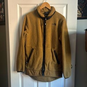 North face caramel sweater